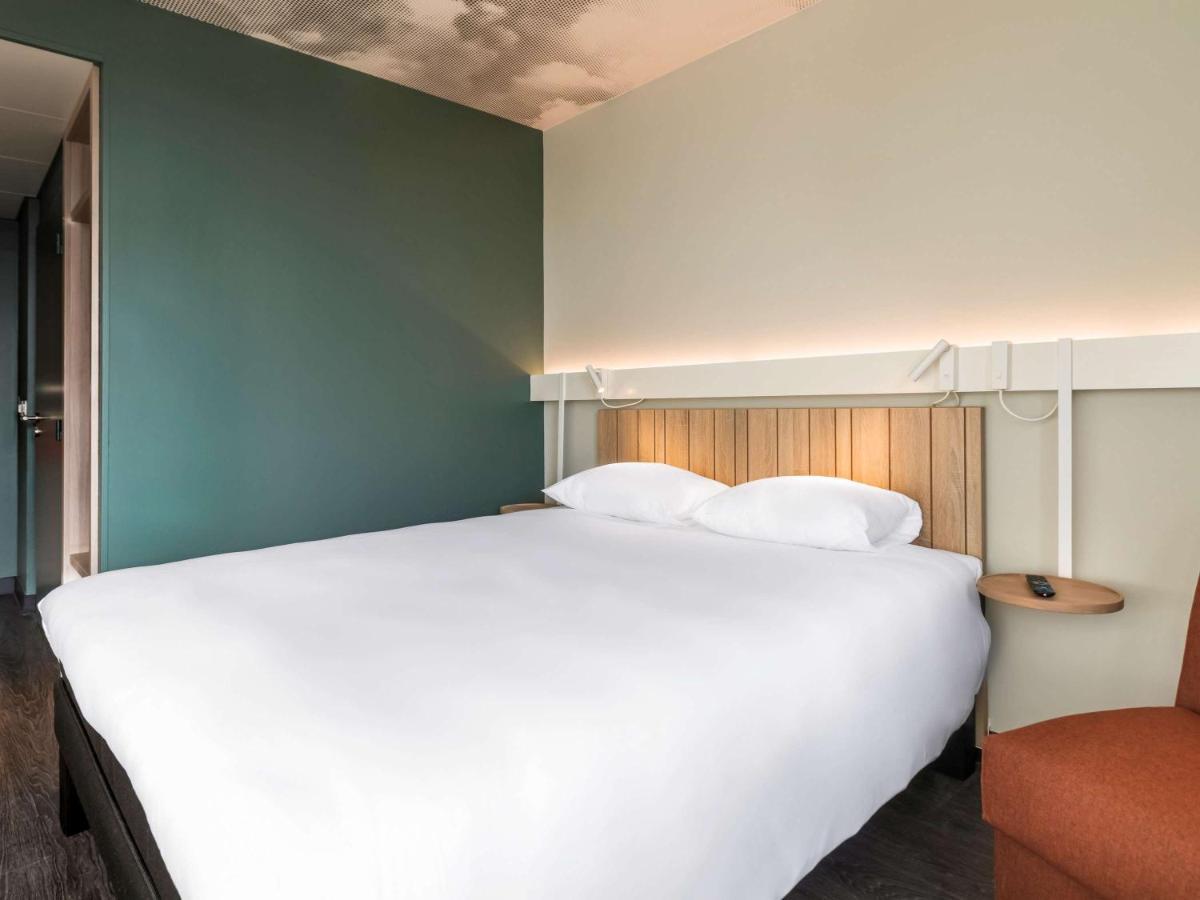 Ibis Lyon Est Meyzieu Hotel Exterior photo