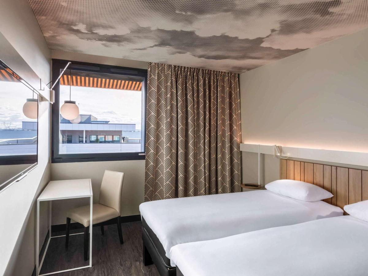 Ibis Lyon Est Meyzieu Hotel Exterior photo